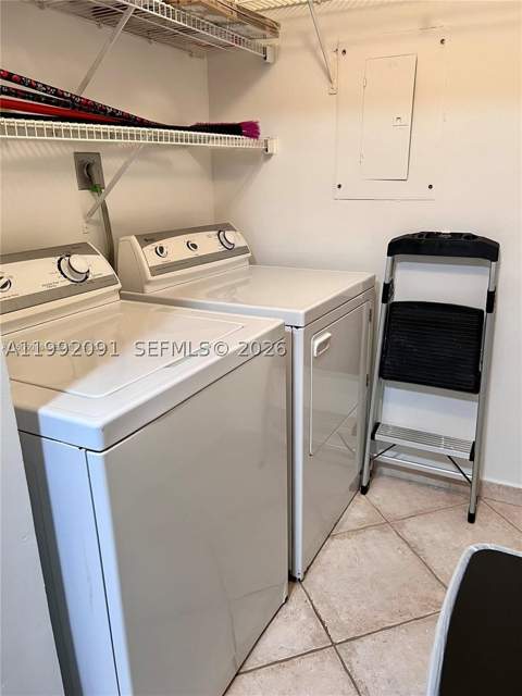 19555 E Country Club Dr 8503, Aventura FL - photo 15 of 28