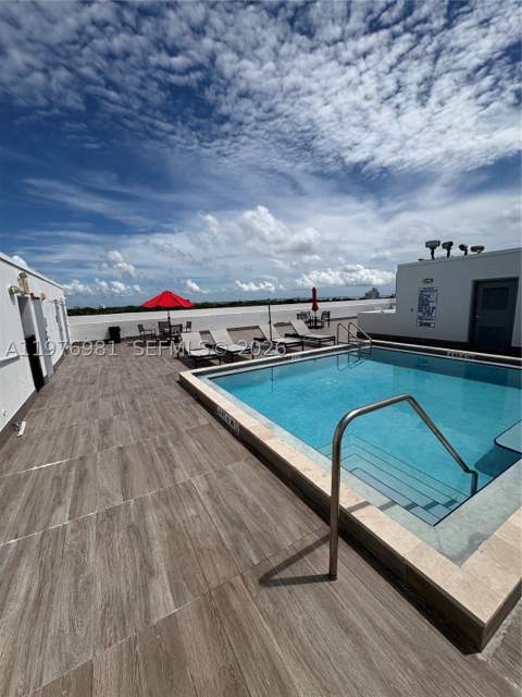 2740 SW 28th Ter 304, Miami FL - photo 15 of 15