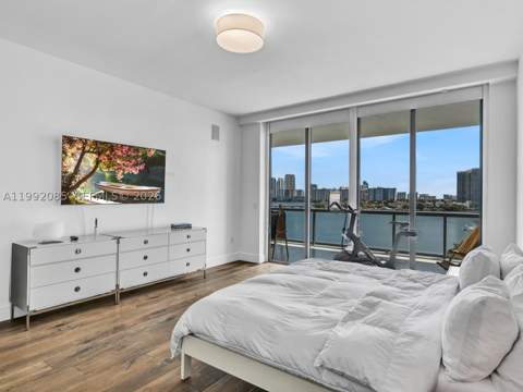 3300 NE 188th St 511, Aventura FL - photo 11 of 27