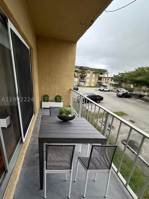 5400 SW 77 Court 2R, Miami FL - photo 14 of 16