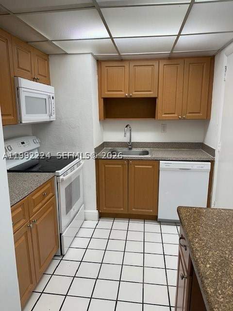 5400 SW 77 Court 2R, Miami FL - photo 6 of 16