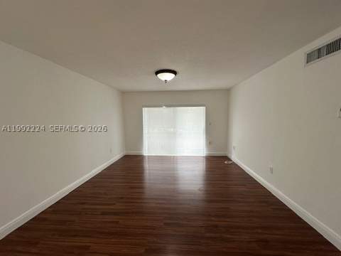 5400 SW 77 Court 2R, Miami FL - photo 8 of 16