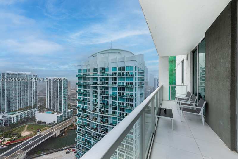 1 bedroom Condominium at 55 SE 6th St 4200, 500 Brickell West Condo, Miami — photo 1