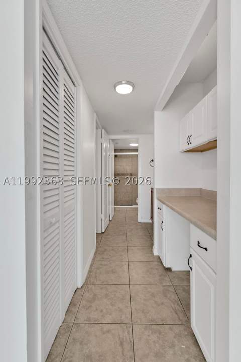 18011 Biscayne Blvd 903, Aventura FL - photo 11 of 24