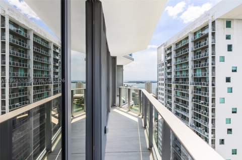 77 SE 5th Street 2403, Miami FL - photo 9 of 94