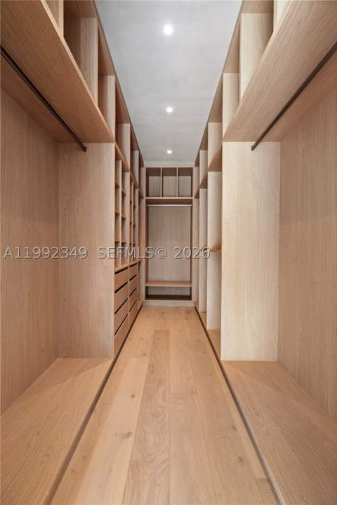 4430 Royal Palm Ave, Miami Beach FL - photo 19 of 38