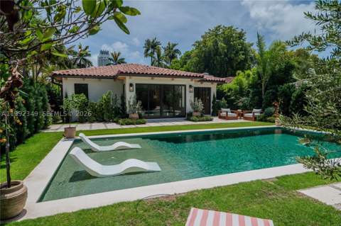 4430 Royal Palm Ave, Miami Beach FL - photo 8 of 38