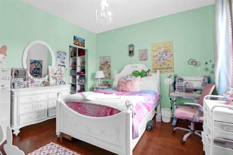 3323 W 90th Ter, Hialeah FL - photo 15 of 21