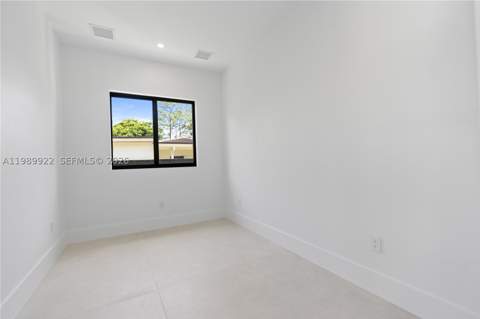 6221 SW 60th St, South Miami FL - photo 10 of 29