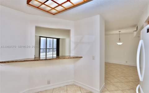 3500 Mystic Pointe Dr 1207, Aventura FL - photo 9 of 50