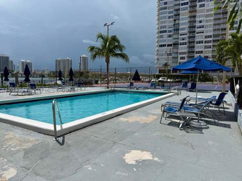 2780 NE 183rd St 2107, Aventura FL - photo 11 of 13