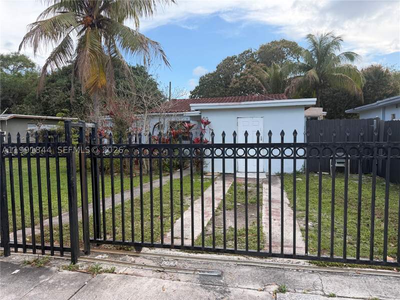 2 bedroom SingleFamilyResidence at 60 NW 128th St, Overbrook Shores, North Miami — photo 5