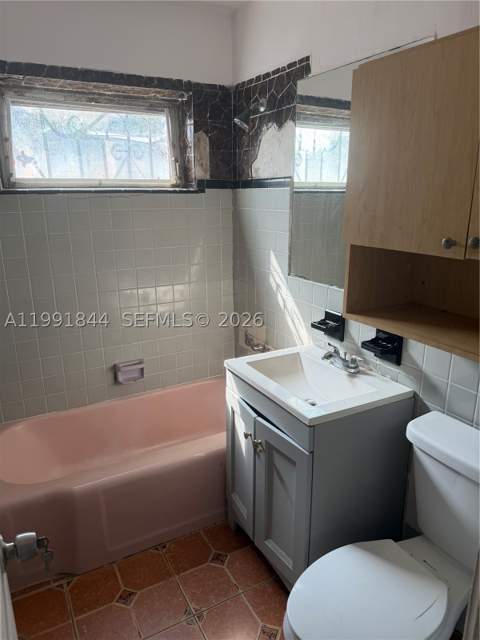 60 NW 128th St, North Miami FL - photo 8 of 19