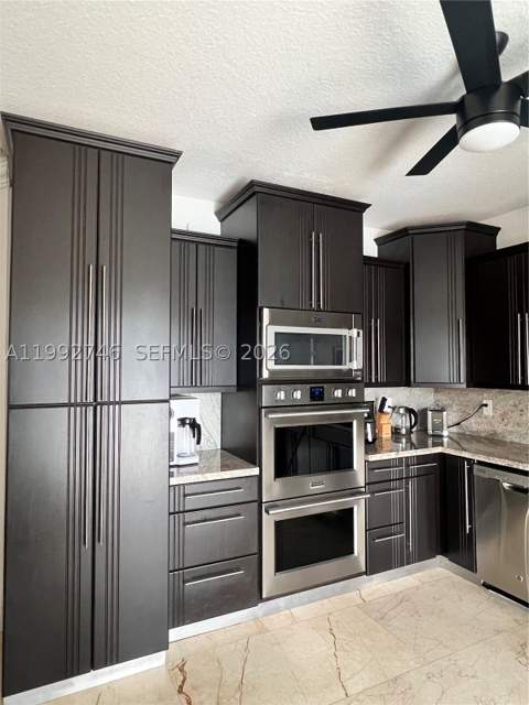 5513 SW 164th Ct, Miami FL - photo 6 of 15