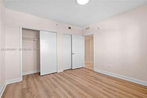 15051 Royal Oaks Ln 2103, North Miami FL - photo 20 of 47