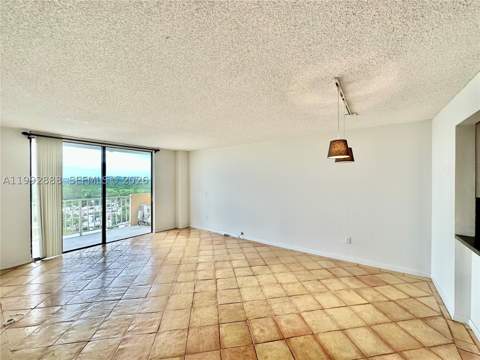 2350 NE 135th St 1101, North Miami FL - photo 6 of 19
