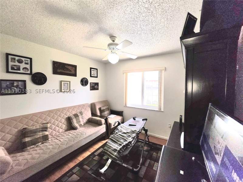 4 bedroom SingleFamilyResidence at 20317 NW 33rd Ave, Leslie Patio Homes Sec 4, Miami Gardens — photo 4