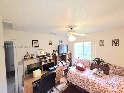 20317 NW 33rd Ave, Miami Gardens FL - photo 6 of 25