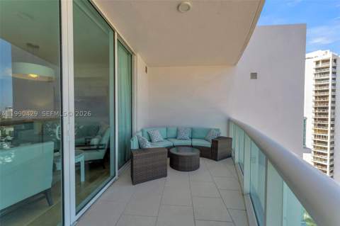 19400 Turnberry Way 2011, Aventura FL - photo 6 of 89