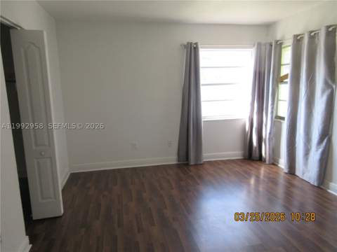 18420 SW 129th Ave, Miami FL - photo 9 of 17