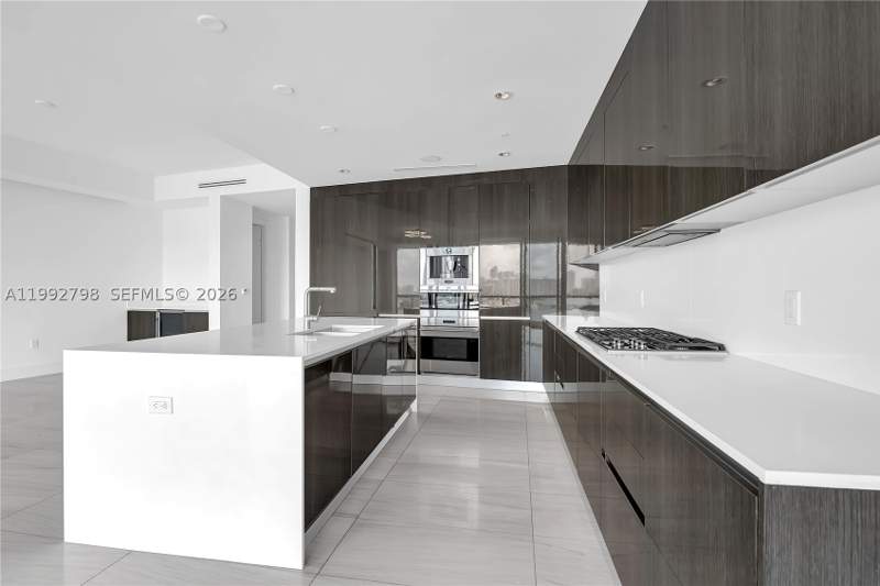 3 bedroom Condominium at 3300 NE 188th St 615, Echo Condo, Aventura — photo 2