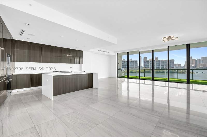 3 bedroom Condominium at 3300 NE 188th St 615, Echo Condo, Aventura — photo 3