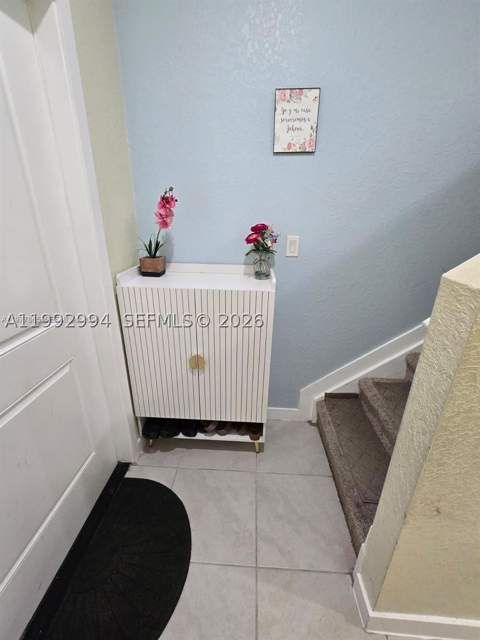1166 SW 7th Ave, Florida City FL - photo 9 of 38