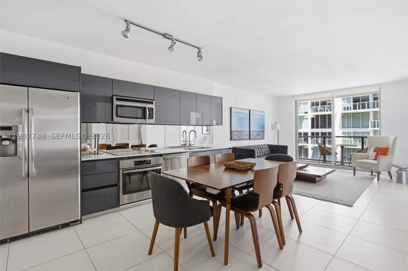 1 bedroom Condominium at 31 SE 6th St 2504, Mybrickell Condo, Miami — photo 4
