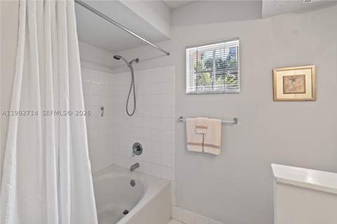 17100 N Bay Rd 1301, Sunny Isles Beach FL - photo 23 of 39
