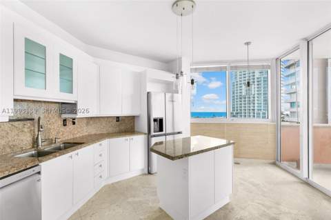 300 S Pointe Drive 801, Miami Beach FL - photo 18 of 46