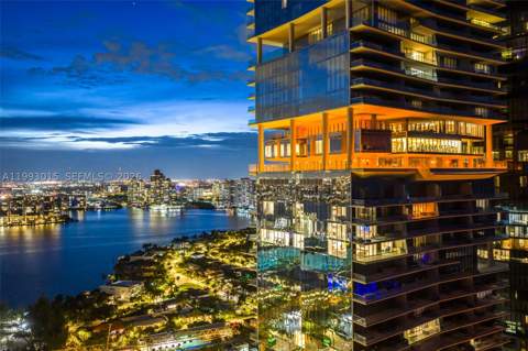 18501 Collins Ave 2504, Sunny Isles Beach FL - photo 13 of 76