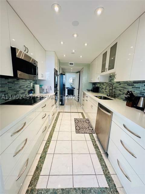 19667 Turnberry Way 22E, Aventura FL - photo 6 of 20