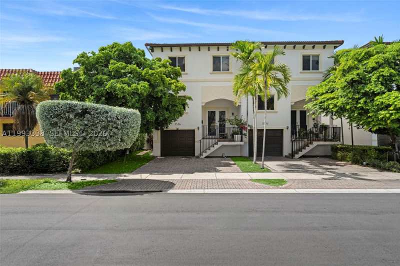 3 bedroom Townhouse at 3506 NE 166th St 4, Corner View Townhomes At, North Miami Beach — photo 1
