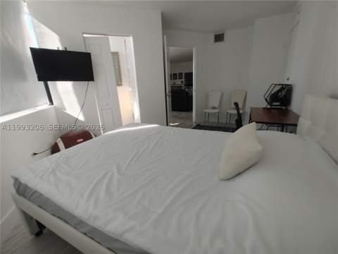 7135 Collins Ave 525, Miami Beach FL - photo 17 of 50