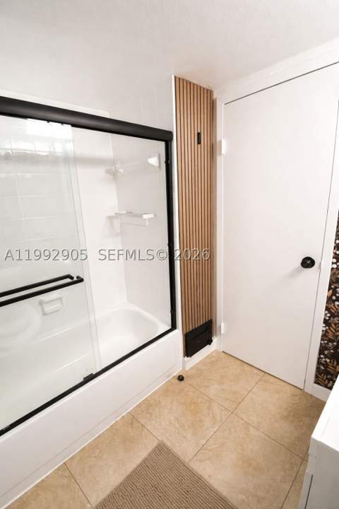 16851 NE 23rd Ave B604, North Miami Beach FL - photo 10 of 14