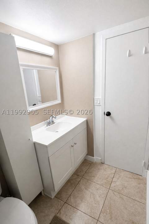 16851 NE 23rd Ave B604, North Miami Beach FL - photo 13 of 14