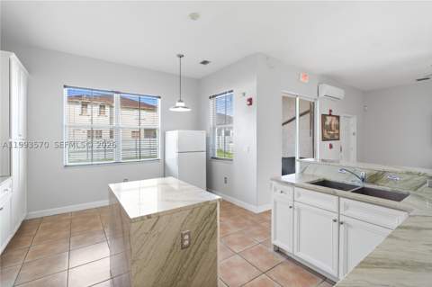 18140 NW 90th Ave, Hialeah FL - photo 10 of 57