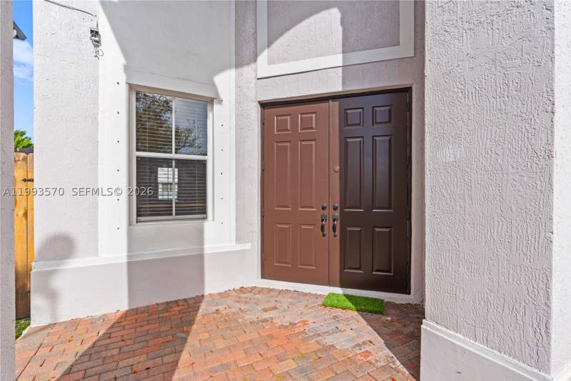 4 bedroom SingleFamilyResidence at 18140 NW 90th Ave, Century Gardens, Hialeah — photo 4