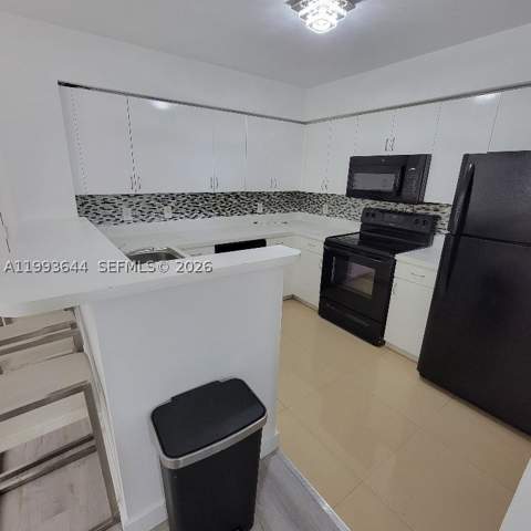 4370 NW 107th Ave 107, Doral FL - photo 11 of 30