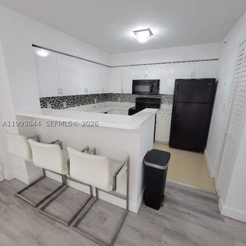 4370 NW 107th Ave 107, Doral FL - photo 16 of 30