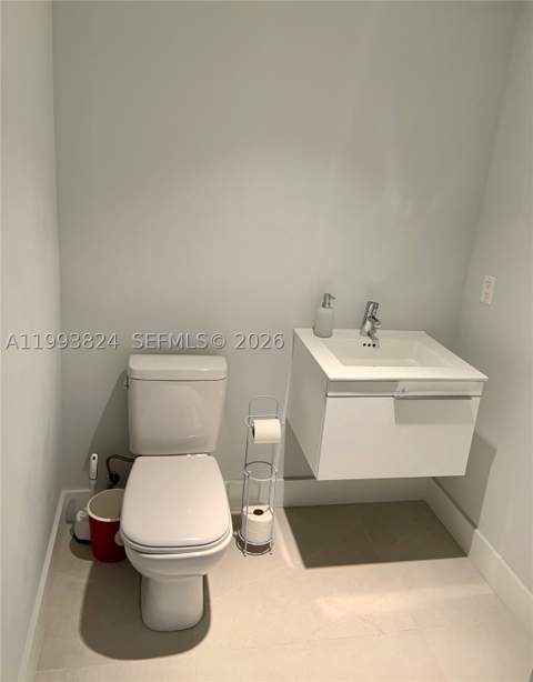 17301 Biscayne Blvd 1602, North Miami Beach FL - photo 23 of 35
