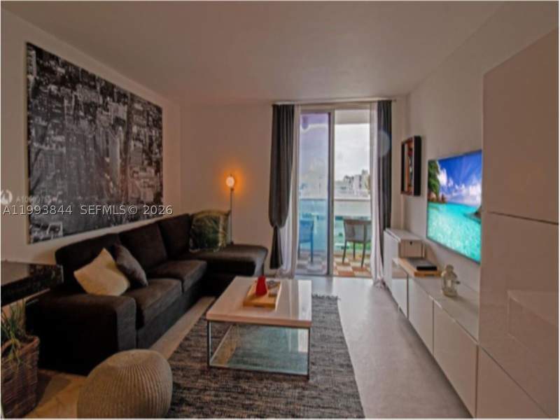 1 bedroom Condominium at 1035 West Ave 802, Mirador 1035 Condo, Miami Beach — photo 3