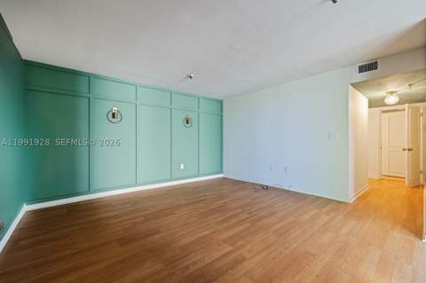 665 NE 195th St 222, Miami FL - photo 13 of 18