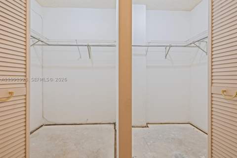 665 NE 195th St 222, Miami FL - photo 16 of 18