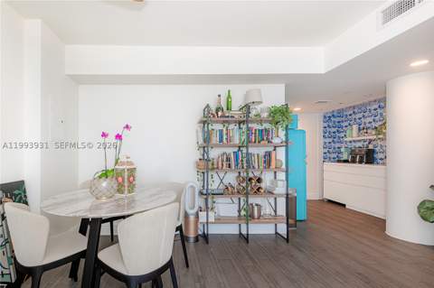 1100 West Ave 1427, Miami Beach FL - photo 11 of 31