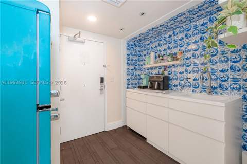 1100 West Ave 1427, Miami Beach FL - photo 13 of 31
