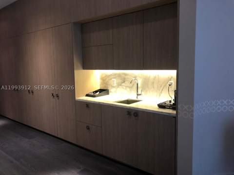 801 S Miami Ave 412, Miami FL - photo 14 of 39