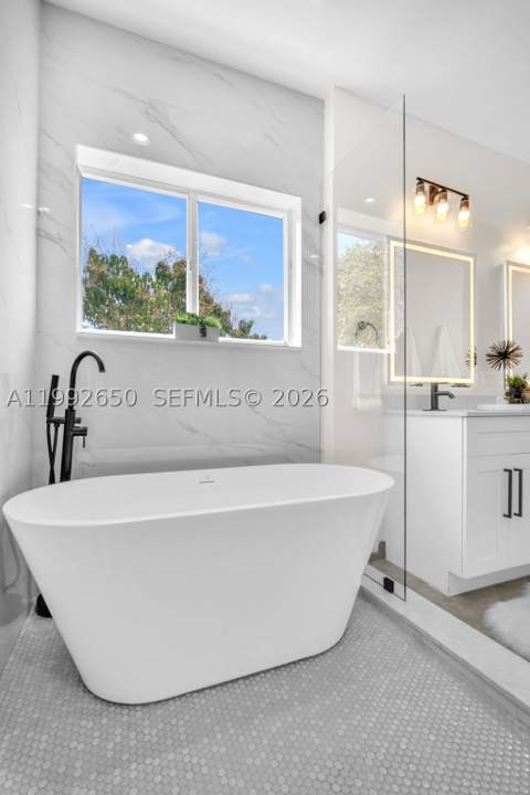 9732 NW 32nd St, Doral FL - photo 12 of 26