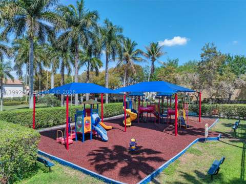 9732 NW 32nd St, Doral FL - photo 24 of 26