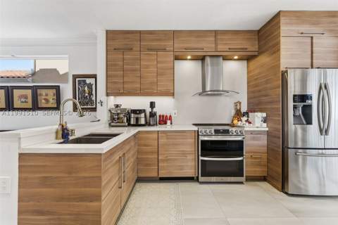 8657 NW 2nd St, Miami FL - photo 10 of 44